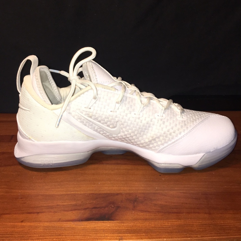 Nike Lebron XIV
